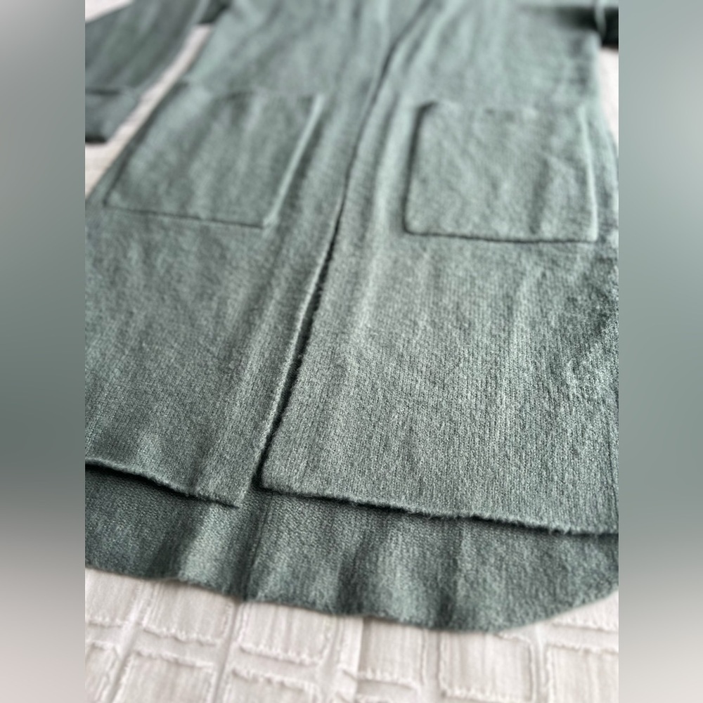 Promesa Open Knit Cardigan Sweater Reverse Hem Sage Green Pockets Woman’s S — image 7 of 8